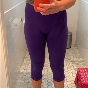 Lulu lemon purple crop leggings